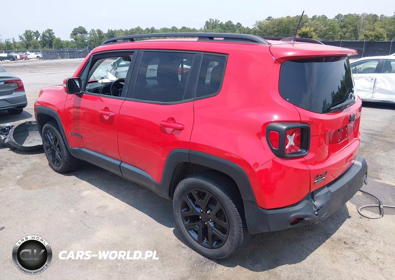 2018 Jeep Renegade Altitude 4X4 VIN:ZACCJBBBXJPG79338 - 3