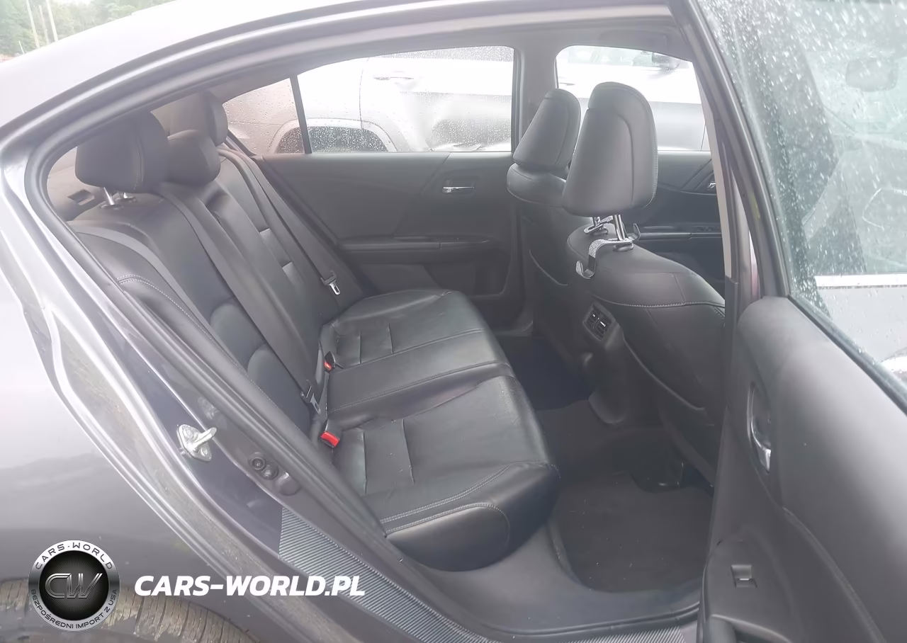 2015 Honda Accord Hybrid Touring VIN:1HGCR6F74FA003143 - 8