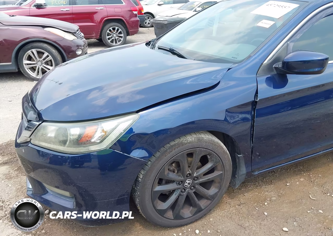 2015 Honda Accord Sport VIN:1HGCR2F59FA076225 - 17