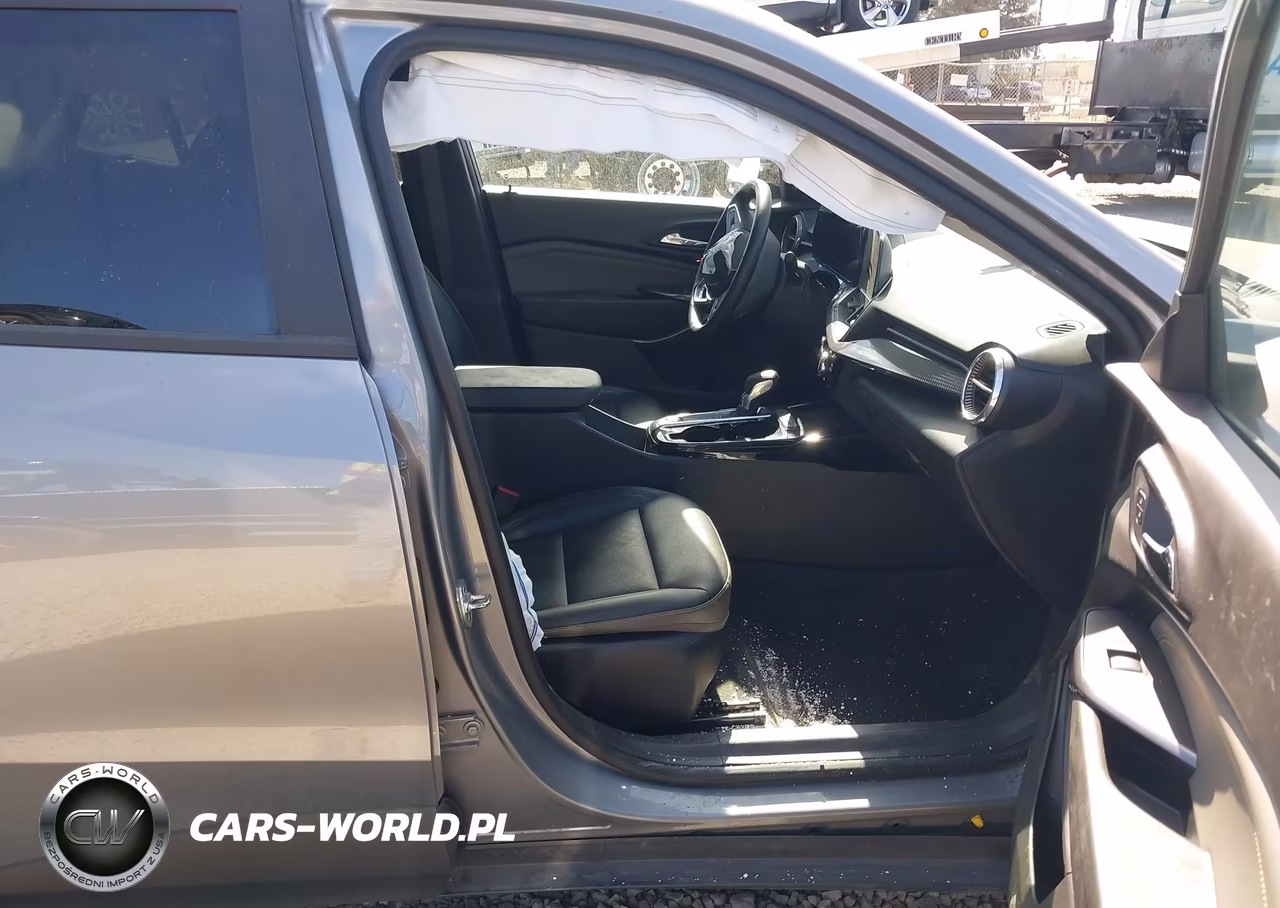 2025 Chevrolet Trax Fwd Activ VIN:KL77LKEPXSC079389 - 5