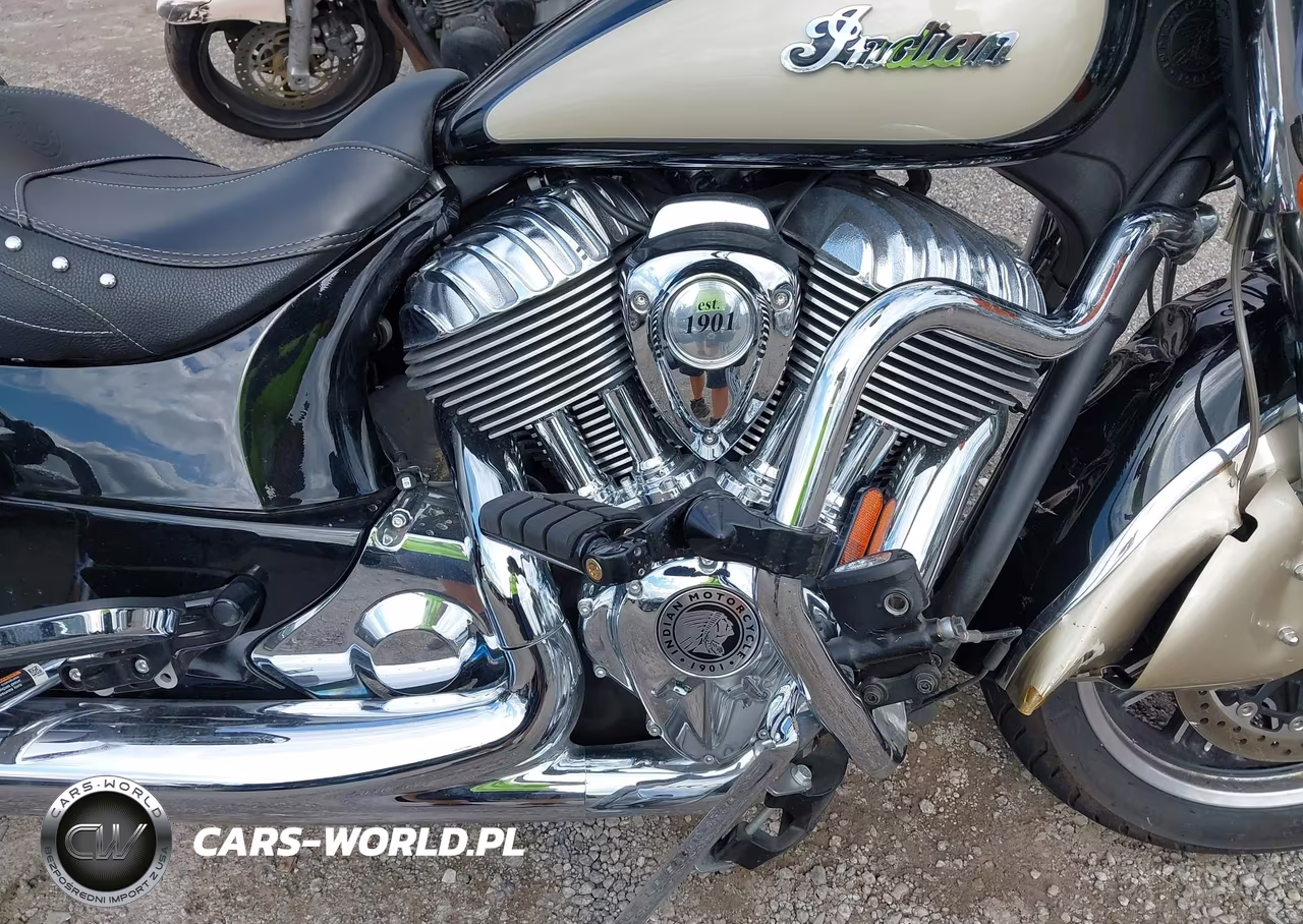 2021 Indian Motorcycle Co. Springfield VIN:56KTHAAA5M3401366 - 8