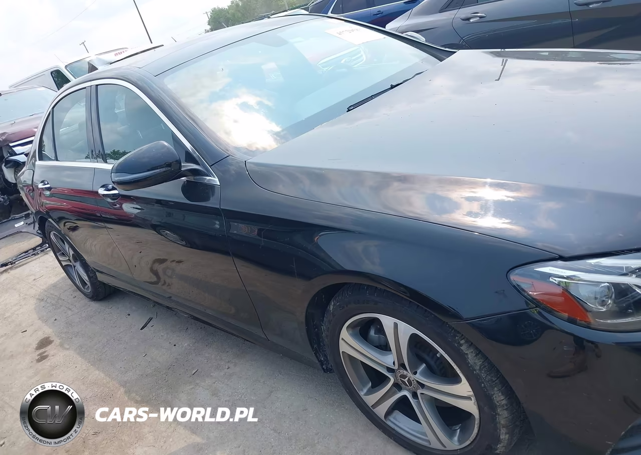 2019 Mercedes-Benz E 300 4Matic VIN:WDDZF4KB1KA532761 - 14