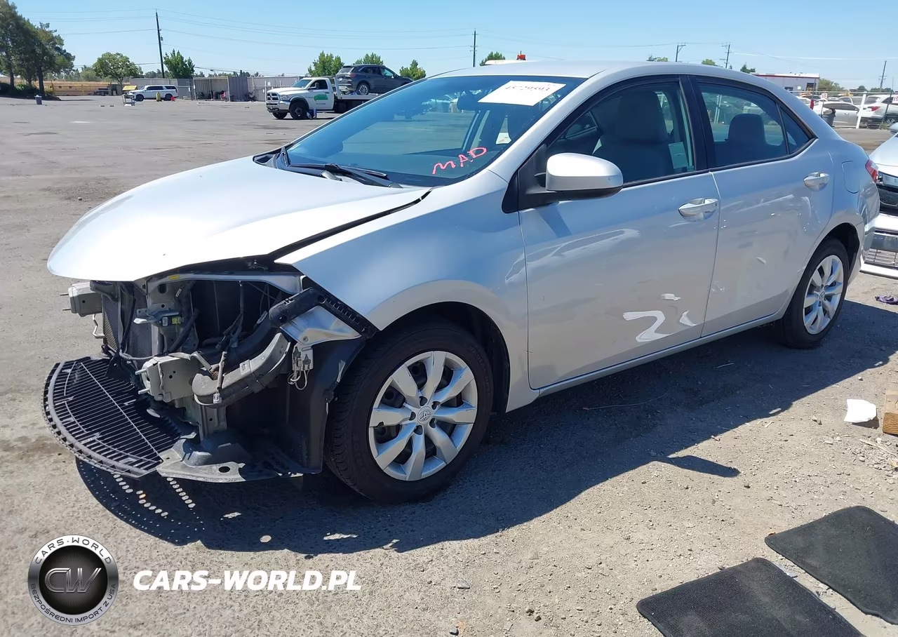 2015 Toyota Corolla Le VIN:5YFBURHE5FP230956 - 2