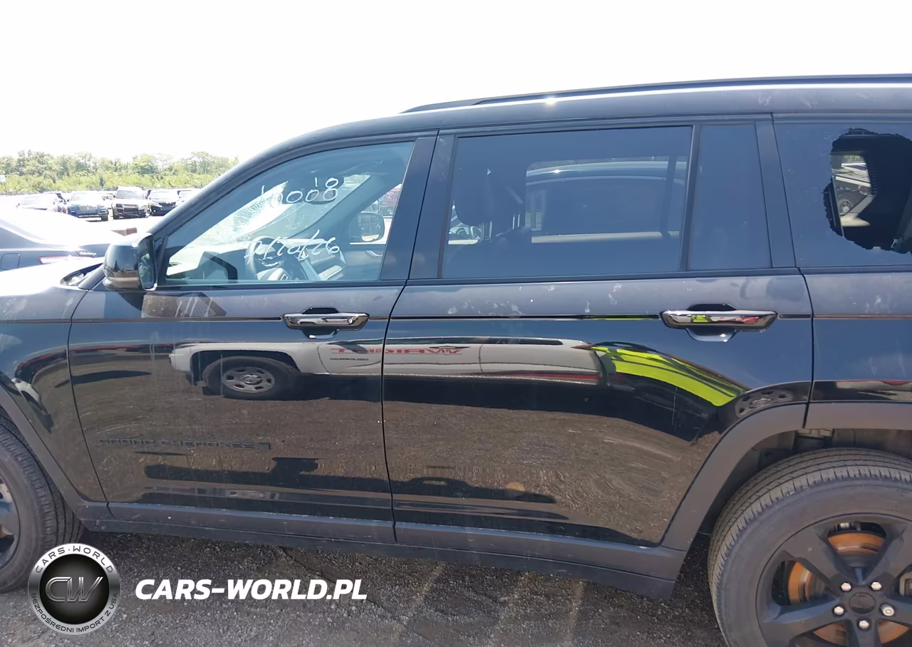 2023 Jeep Grand Cherokee L Altitude 4X4 VIN:1C4RJKAG3P8800976 - 13