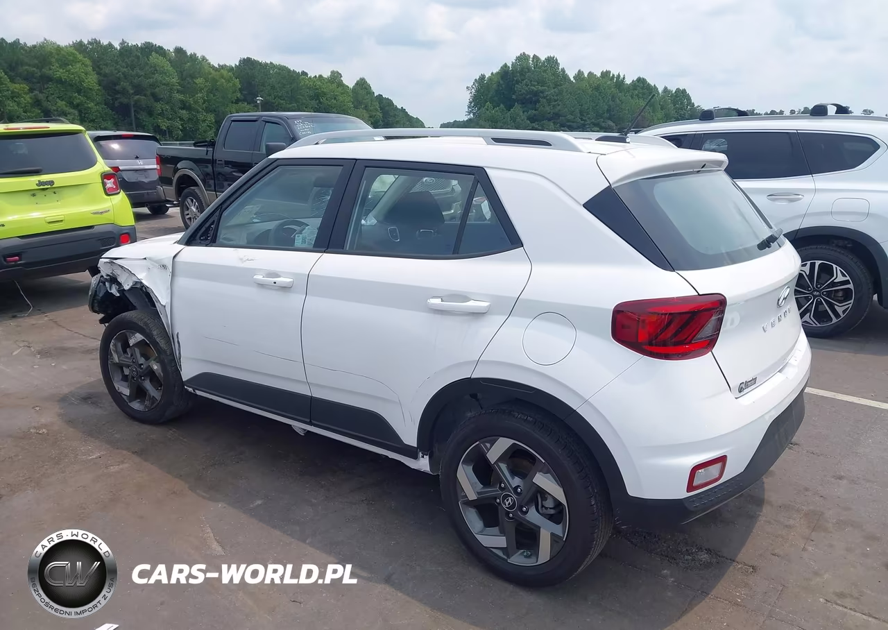 2026 Hyundai Venue Sel VIN:KMHRC8A36TU428556 - 3