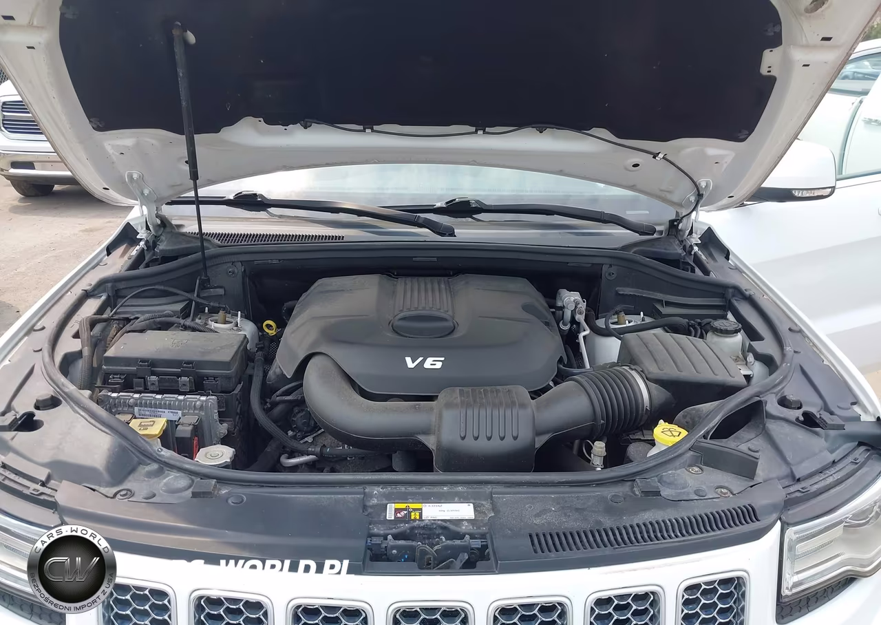 2015 Jeep Grand Cherokee Summit VIN:1C4RJFJG8FC879001 - 10