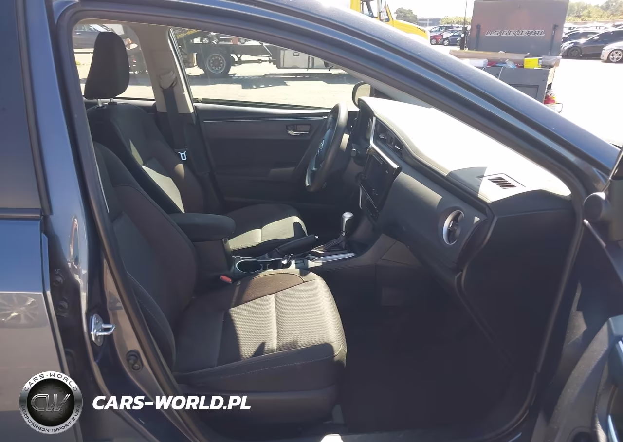2017 Toyota Corolla Le VIN:2T1BURHE3HC891615 - 5