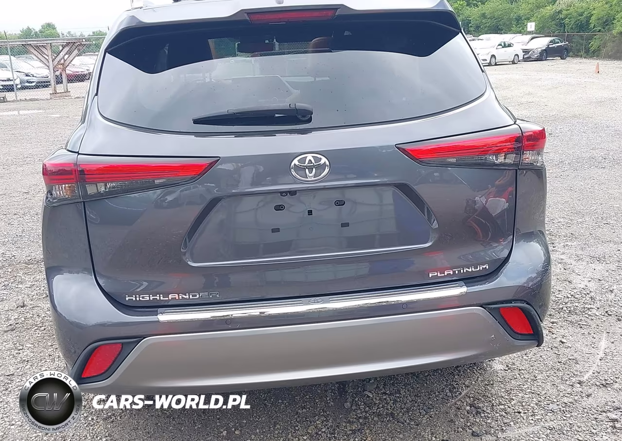 2023 Toyota Highlander Platinum VIN:5TDKDRAH7PS507619 - 21
