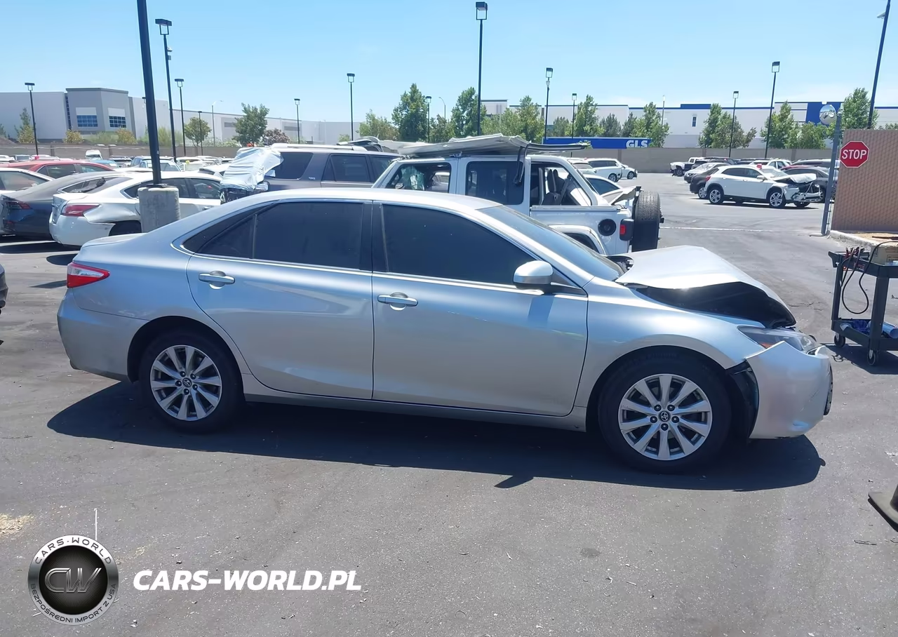 2015 Toyota Camry Le VIN:4T1BF1FK6FU067253 - 13