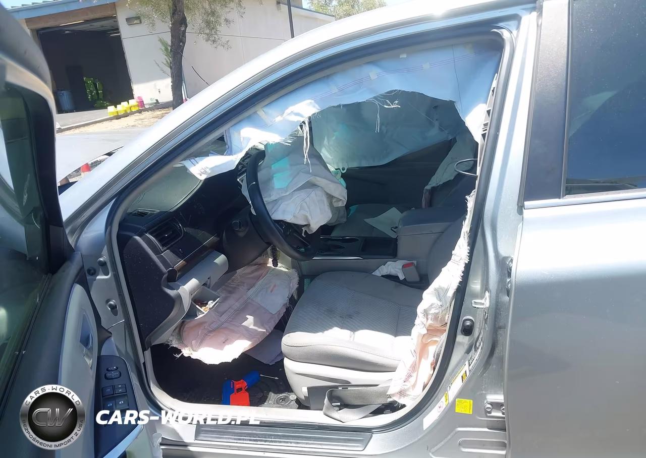 2015 Toyota Camry Le VIN:4T1BF1FK6FU067253 - 5