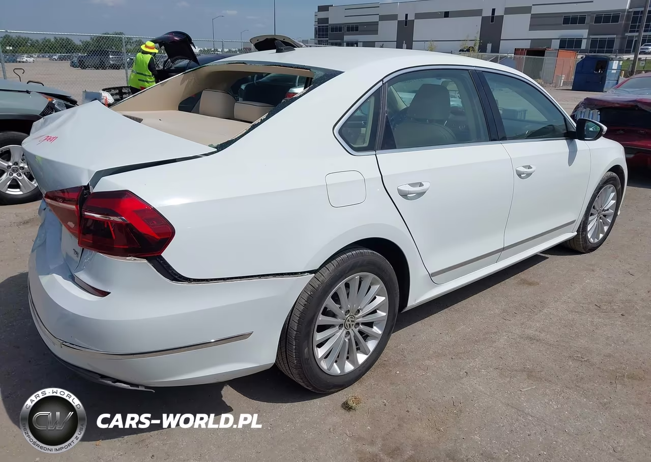 2017 Volkswagen Passat 1.8T Se VIN:1VWBT7A32HC021005 - 4