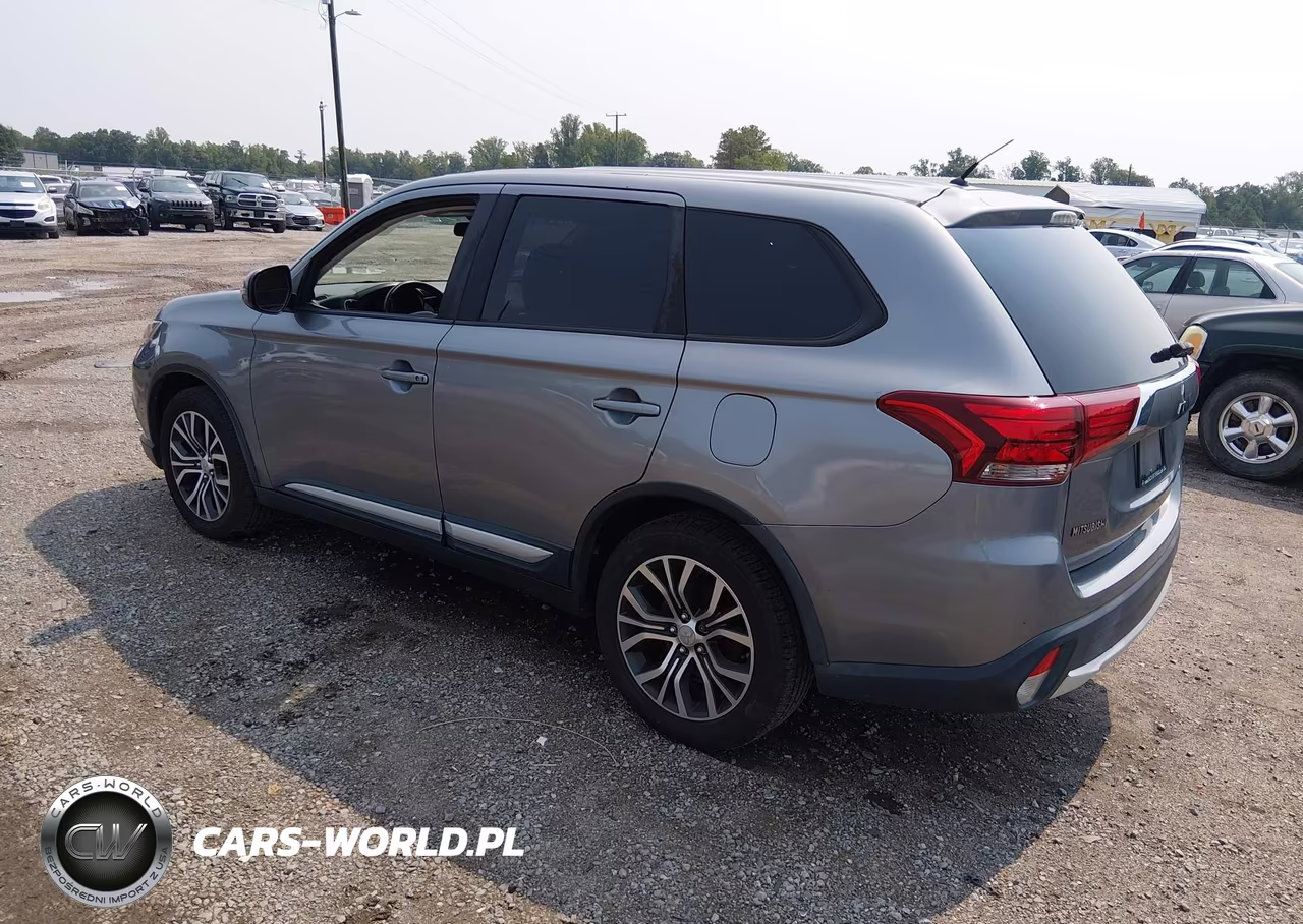 2016 Mitsubishi Outlander Se VIN:JA4AD3A35GZ015032 - 3