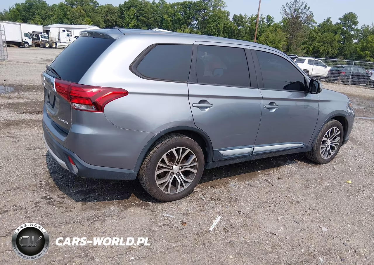 2016 Mitsubishi Outlander Se VIN:JA4AD3A35GZ015032 - 4