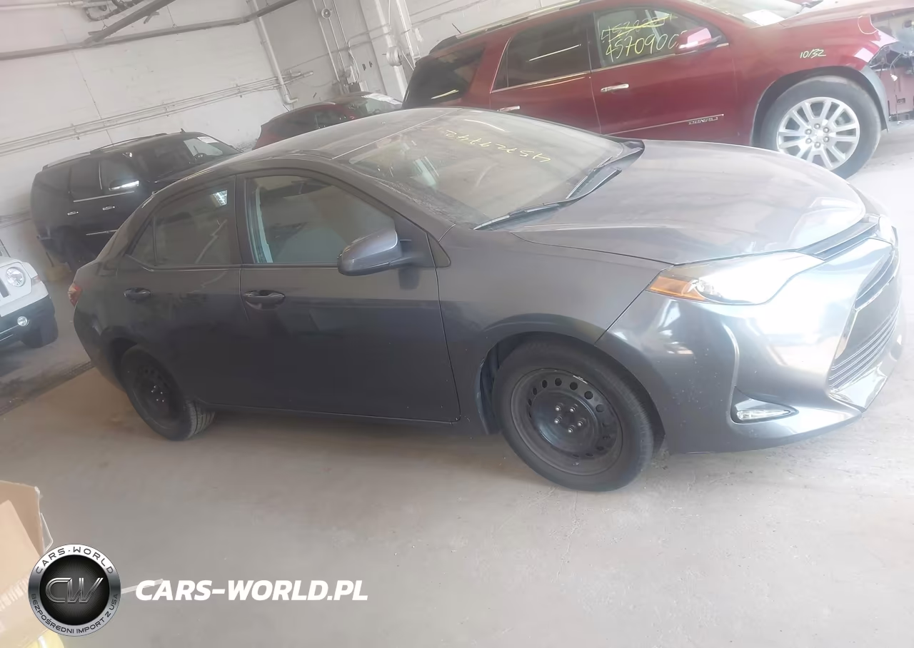 2018 Toyota Corolla Le VIN:2T1BURHE8JC968050 - 13