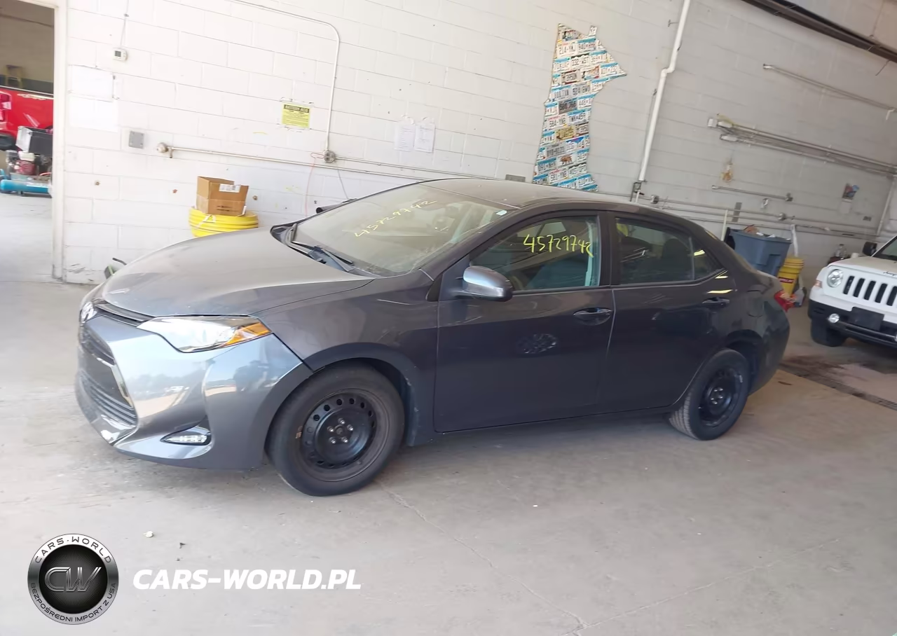 2018 Toyota Corolla Le VIN:2T1BURHE8JC968050 - 14