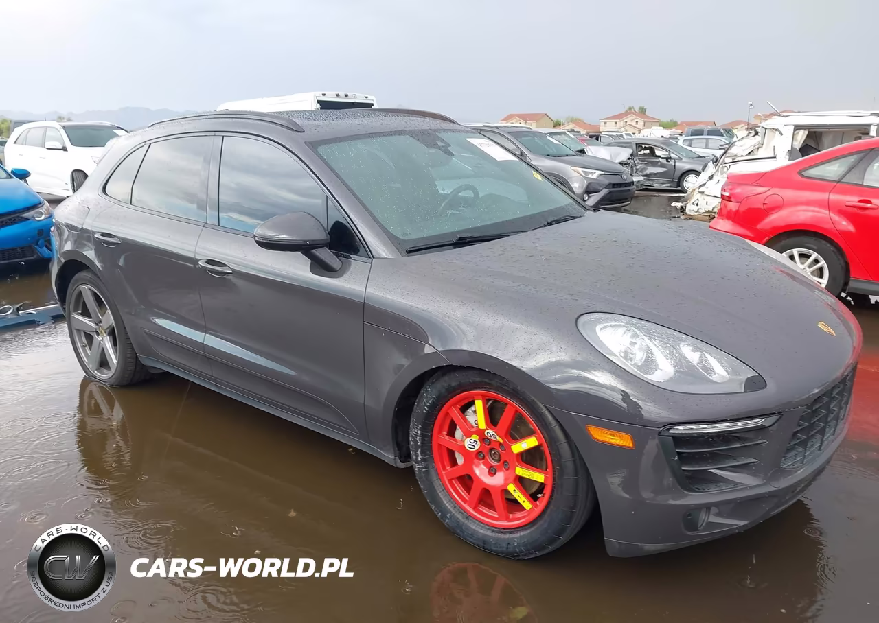 2018 Porsche Macan S