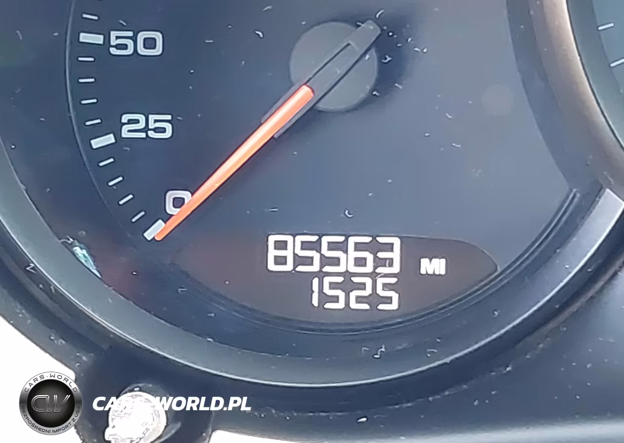 2018 Porsche Macan S VIN:WP1AB2A53JLB30826 - 16