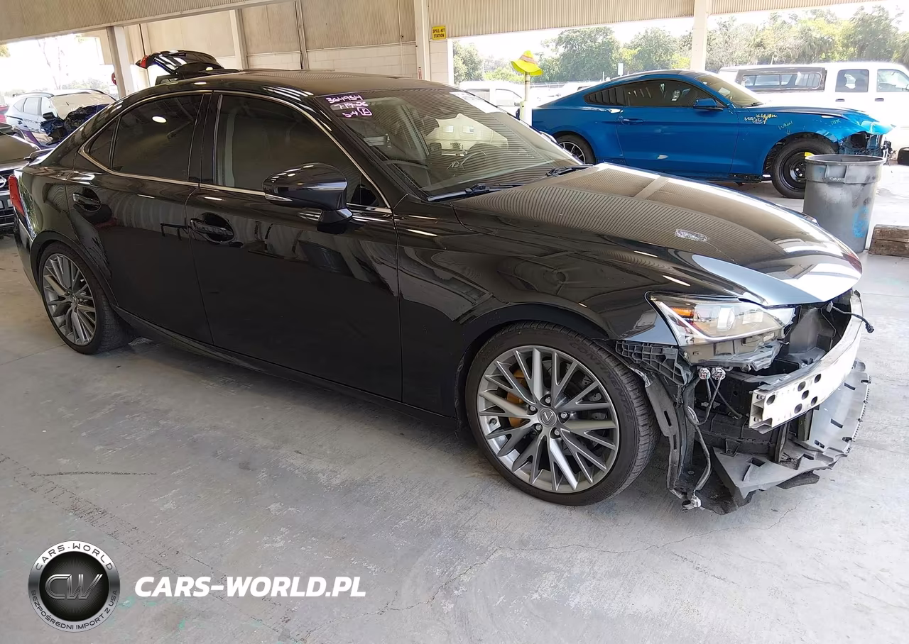 2017 Lexus Is 200T – zdjęcie 1 z 17