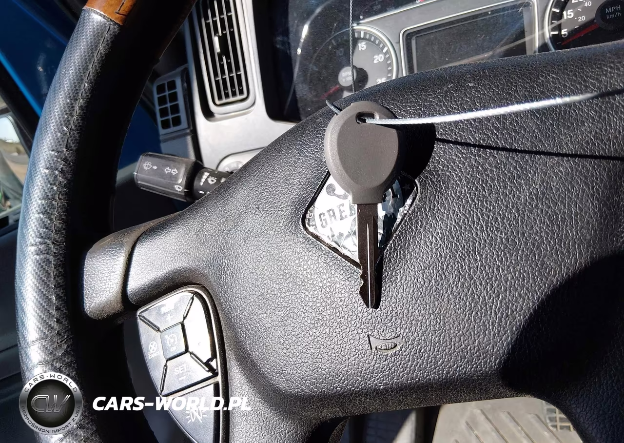 2019 International Lt VIN:3HSKZAPR5KN391334 - 10