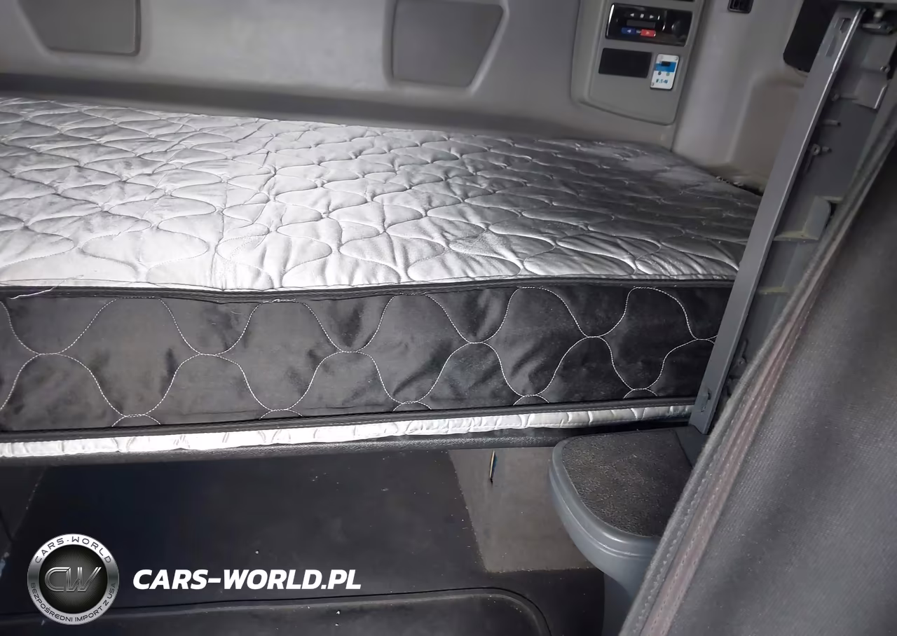 2019 International Lt VIN:3HSKZAPR5KN391334 - 18