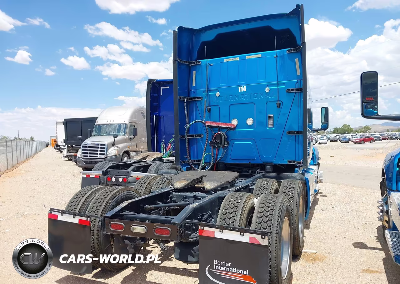 2019 International Lt VIN:3HSKZAPR5KN391334 - 4