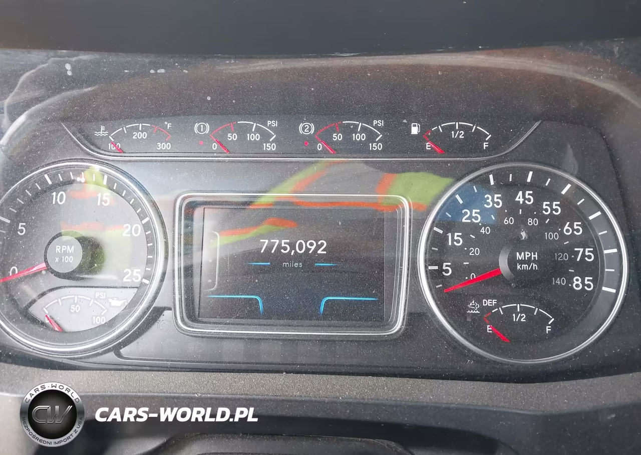 2019 International Lt VIN:3HSKZAPR5KN391334 - 5
