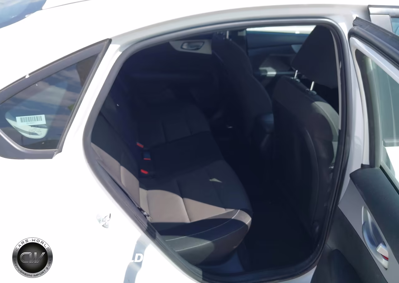 2024 Kia Forte Lxs VIN:3KPF24AD2RE757063 - 8