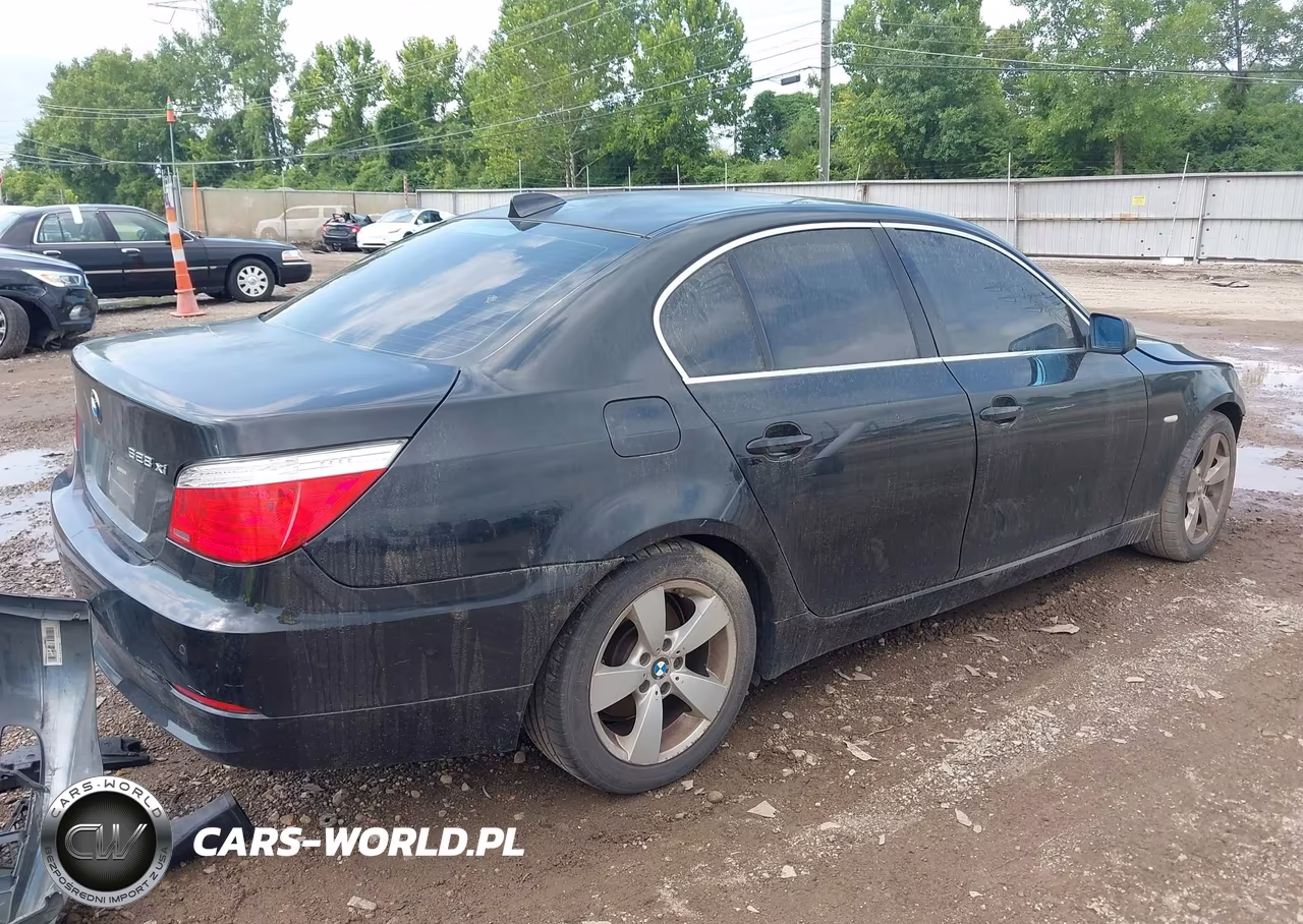 2008 BMW 528Xi VIN:WBANV13568CZ51475 - 4