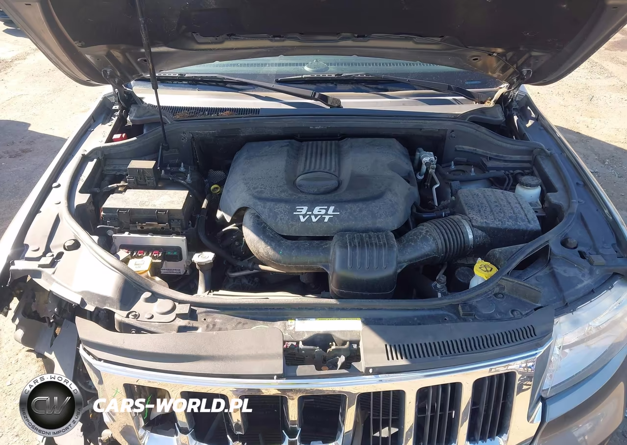 2013 Jeep Grand Cherokee Laredo VIN:1C4RJFAG6DC542498 - 10
