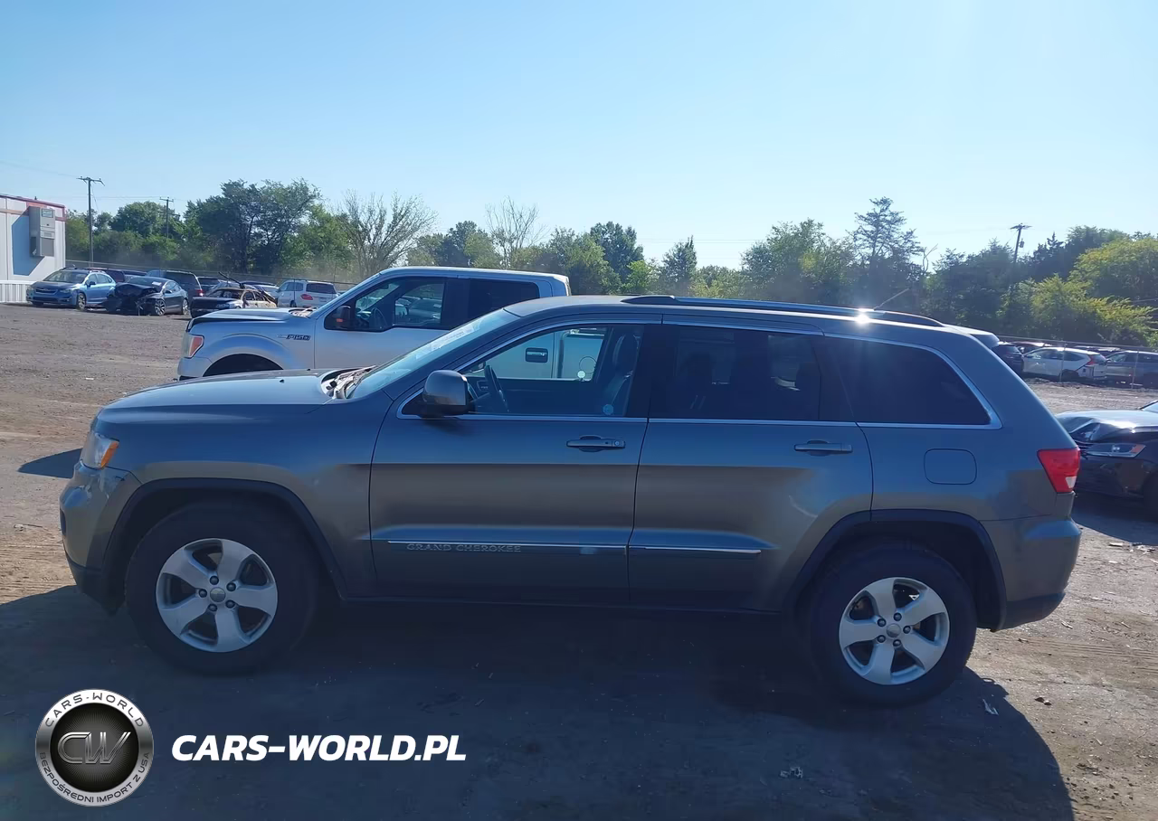 2013 Jeep Grand Cherokee Laredo VIN:1C4RJFAG6DC542498 - 14