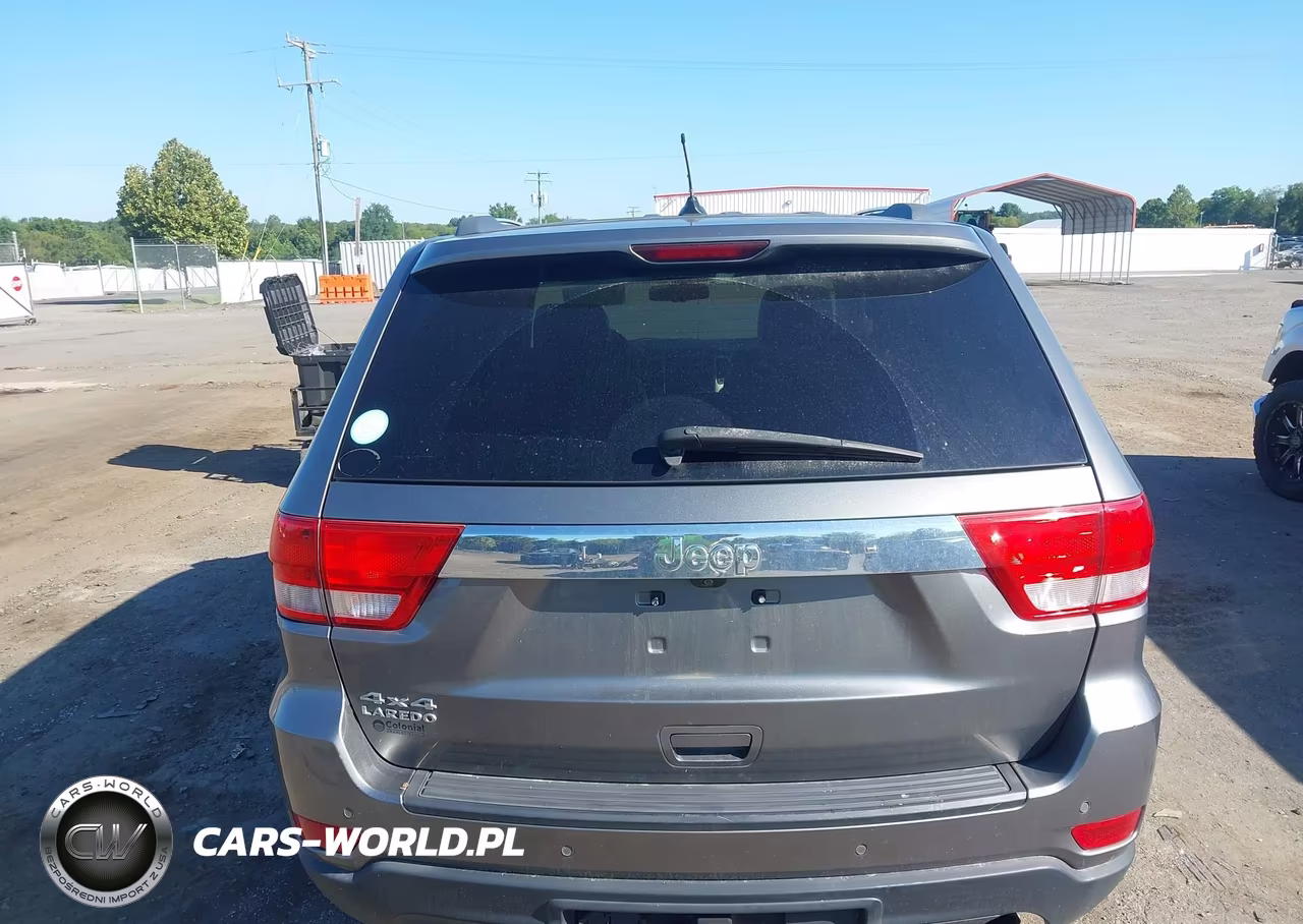 2013 Jeep Grand Cherokee Laredo VIN:1C4RJFAG6DC542498 - 16