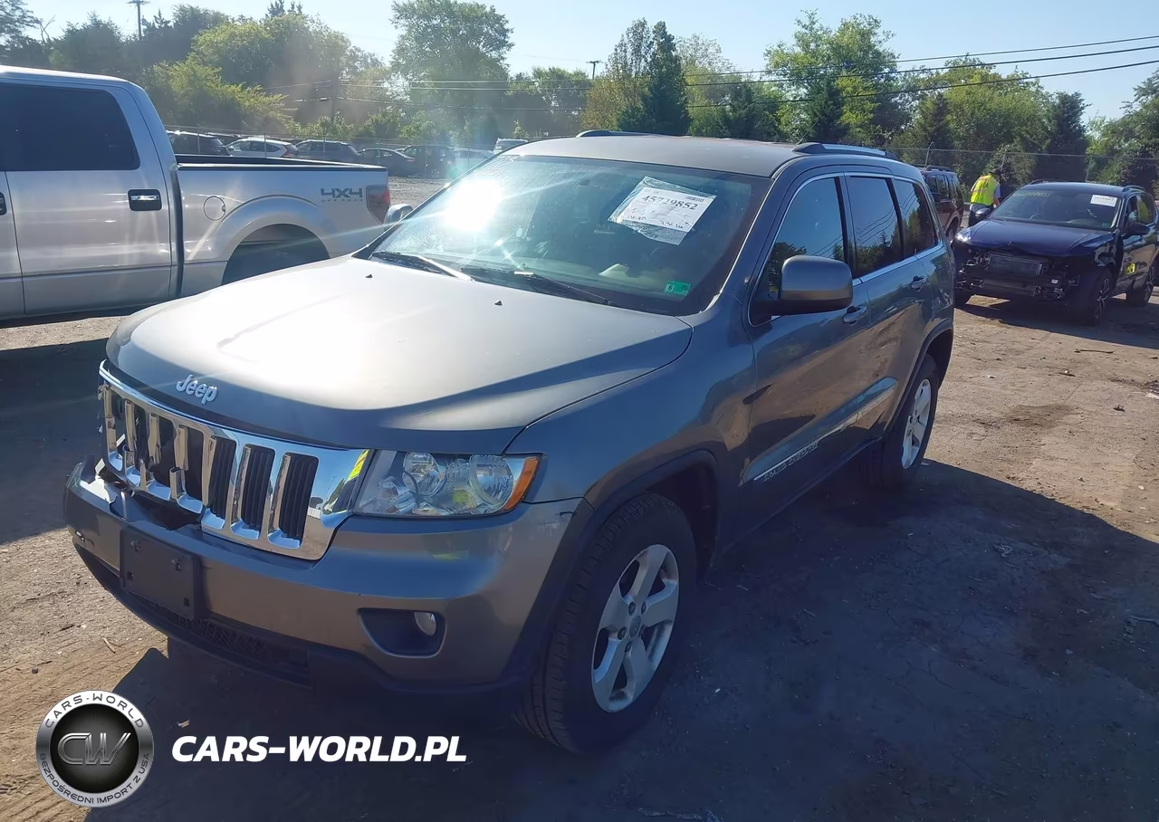 2013 Jeep Grand Cherokee Laredo VIN:1C4RJFAG6DC542498 - 2
