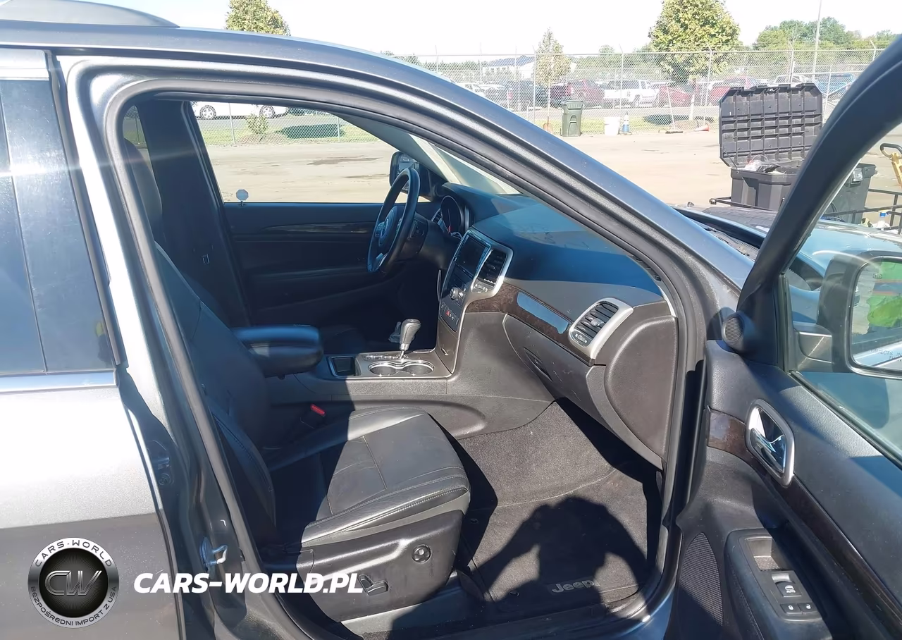 2013 Jeep Grand Cherokee Laredo VIN:1C4RJFAG6DC542498 - 5