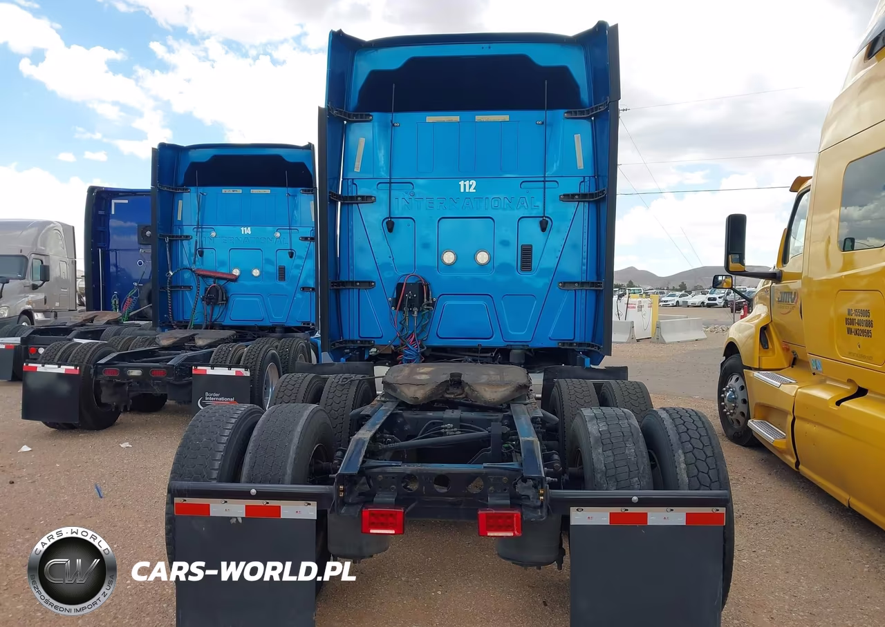 2019 International Lt VIN:3HSKZAPR8KN391070 - 16