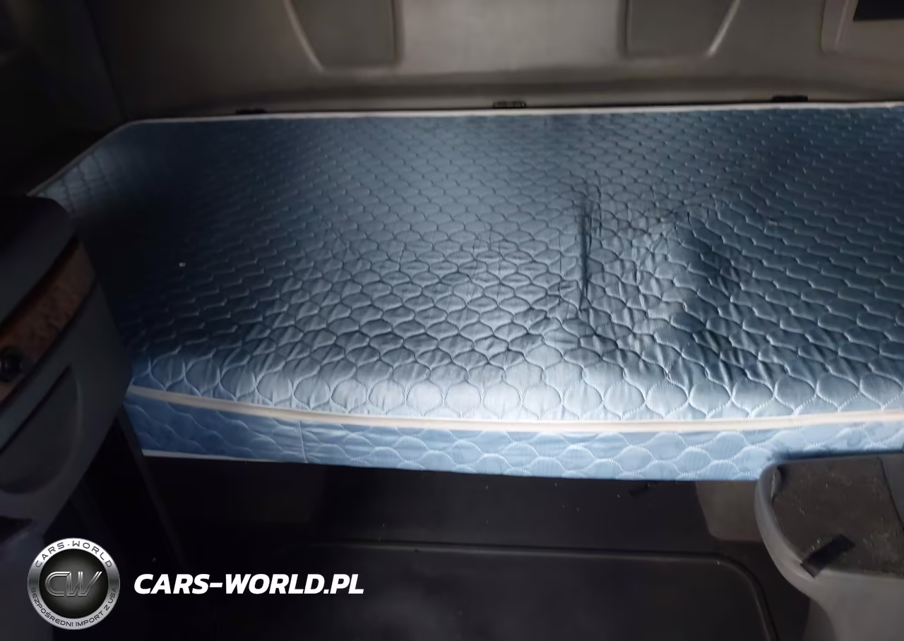 2019 International Lt VIN:3HSKZAPR8KN391070 - 6