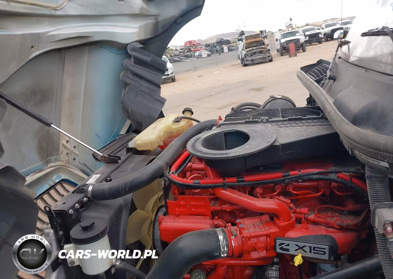 2019 International Lt VIN:3HSKZAPR8KN391070 - 9