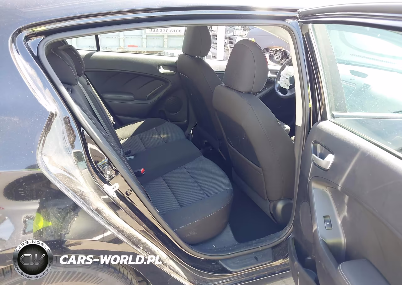 2018 Kia Forte Lx VIN:KNAFK5A86J5773126 - 8