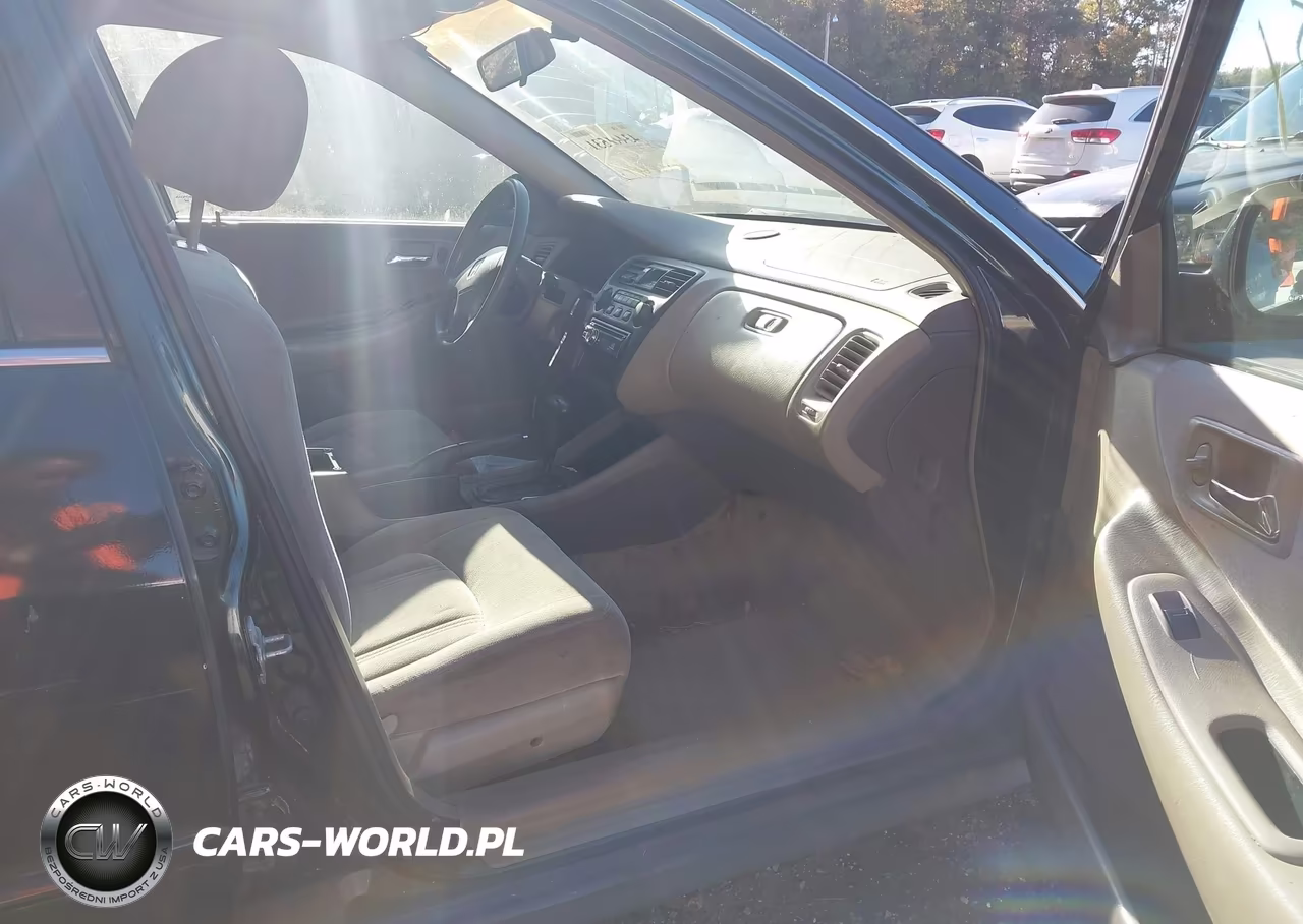 1999 Honda Accord Lx VIN:1HGCG5642XA154621 - 5