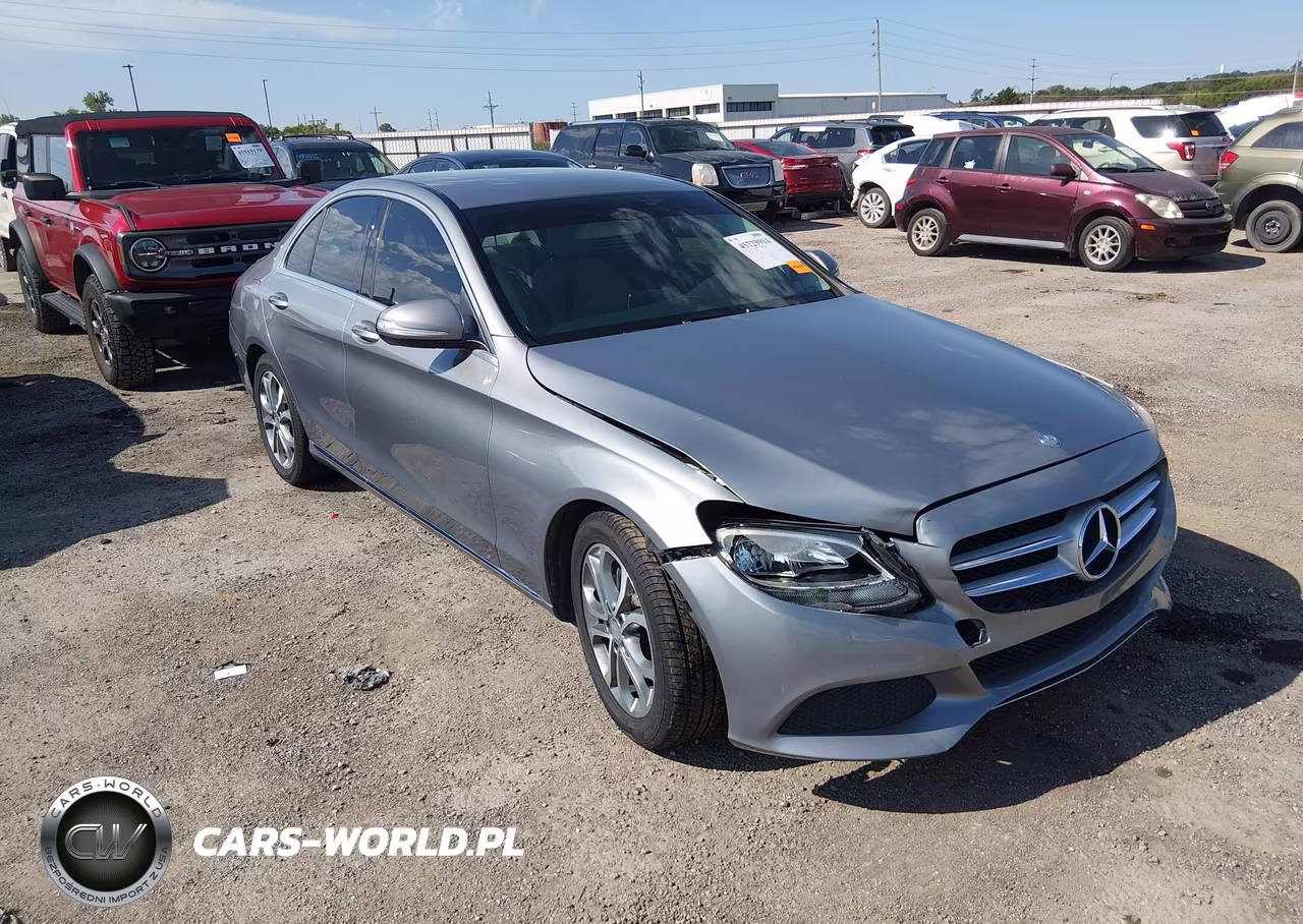 2015 Mercedes-Benz C 300