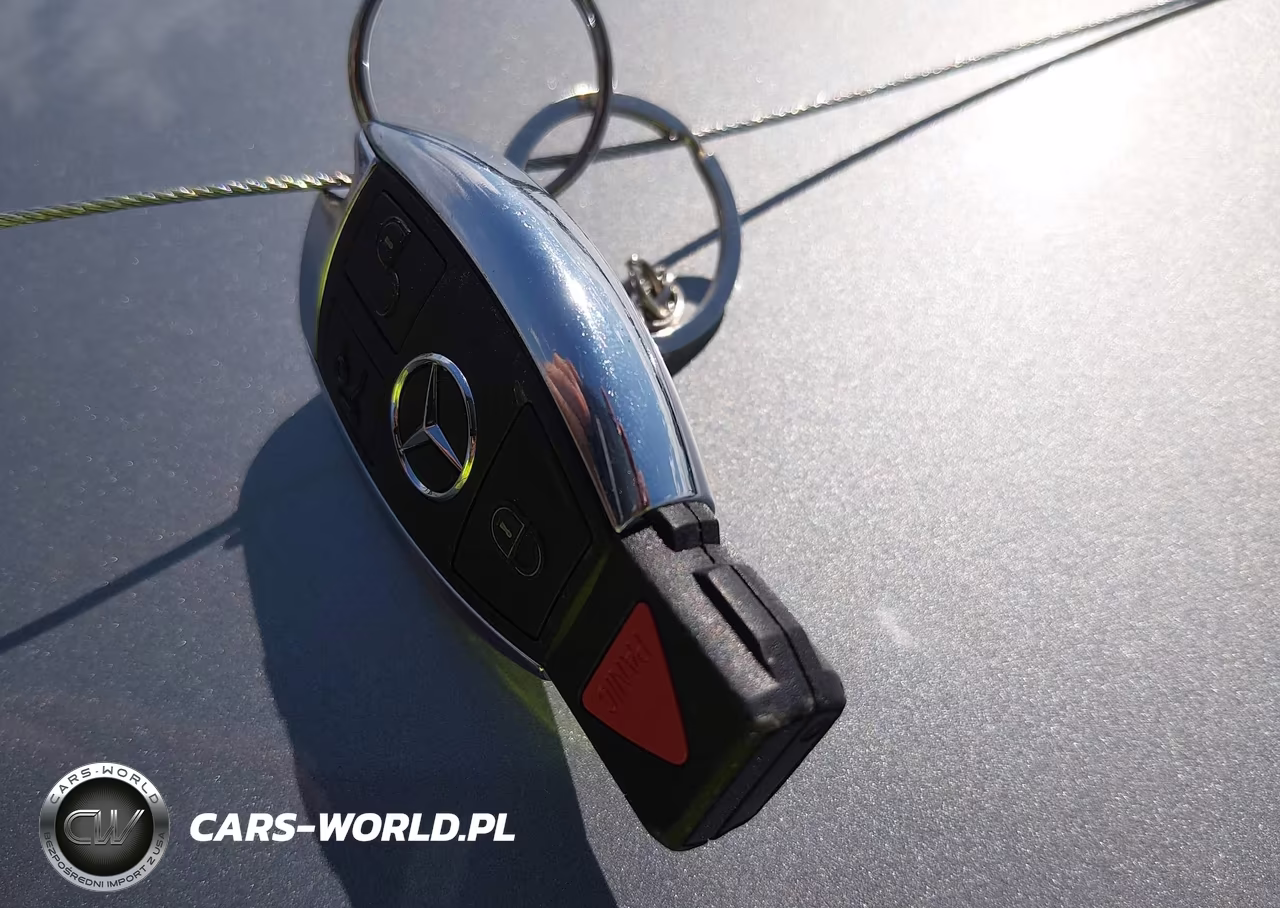 2015 Mercedes-Benz C 300 VIN:55SWF4JB8FU065462 - 11