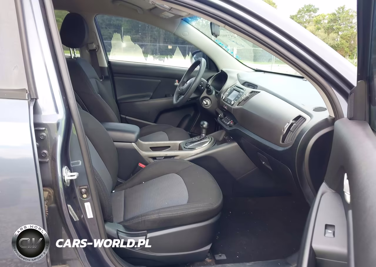 2014 Kia Sportage Lx VIN:KNDPB3ACXE7570587 - 5
