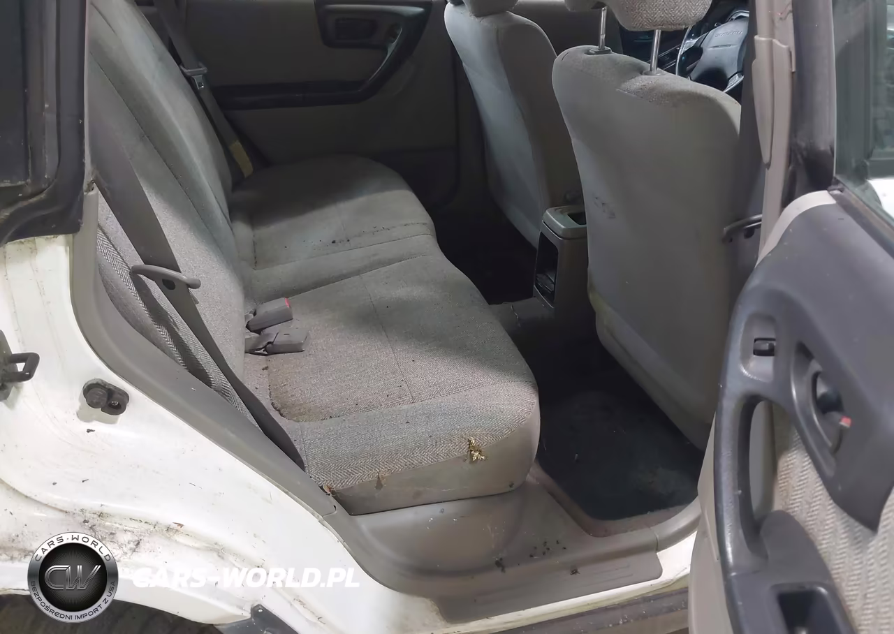 2002 Subaru Forester L VIN:JF1SF635X2H701124 - 8