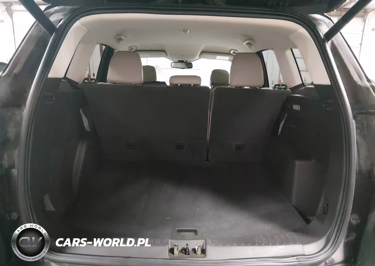2019 Ford Escape Titanium VIN:1FMCU9J99KUC28945 - 17
