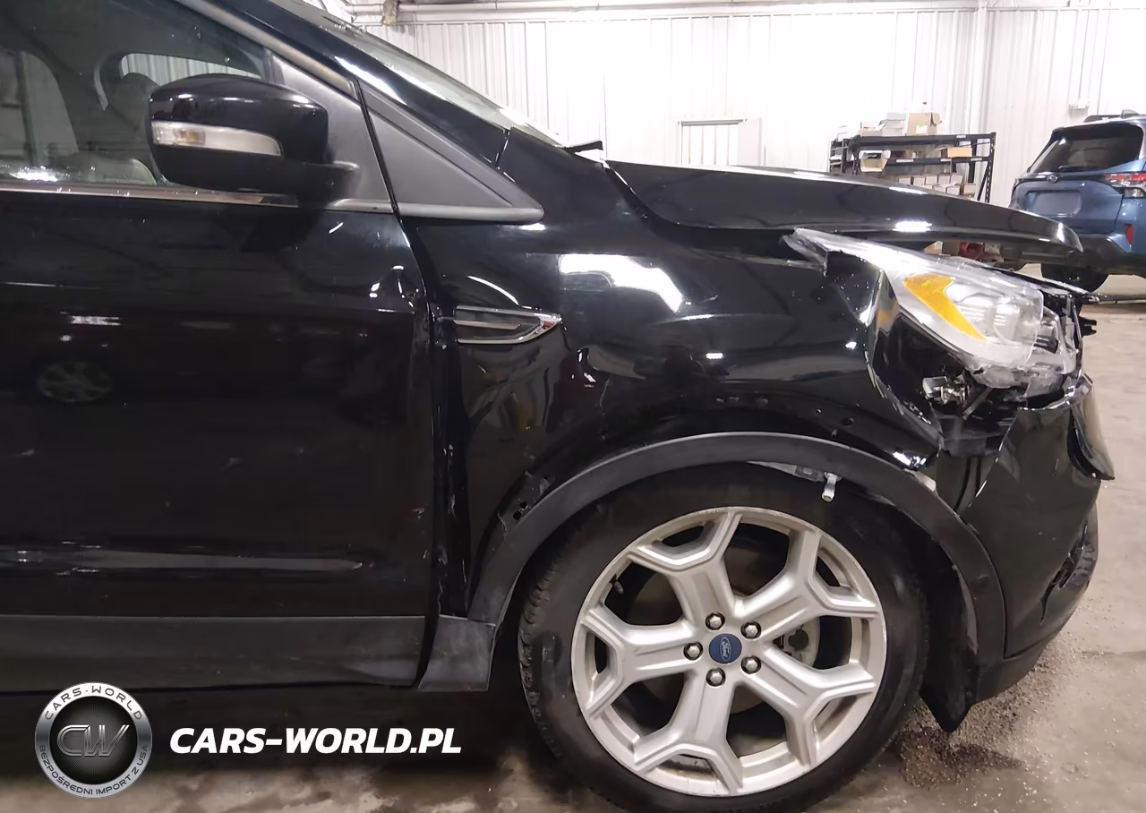 2019 Ford Escape Titanium VIN:1FMCU9J99KUC28945 - 18