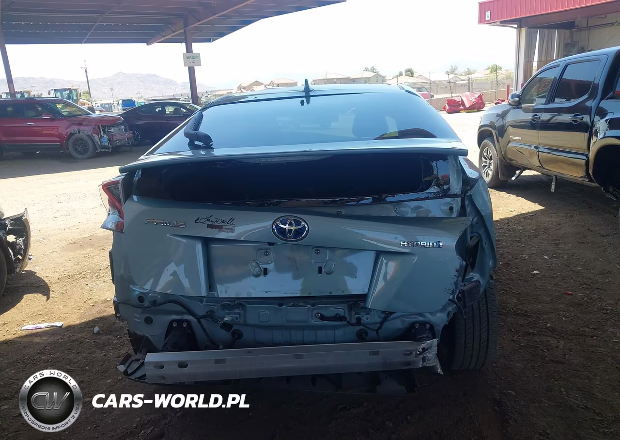 2017 Toyota Prius Three Touring VIN:JTDKARFU7H3041997 - 17