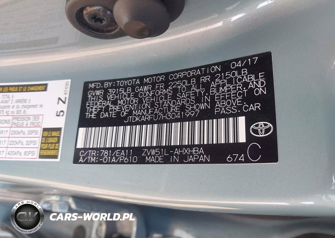2017 Toyota Prius Three Touring VIN:JTDKARFU7H3041997 - 9