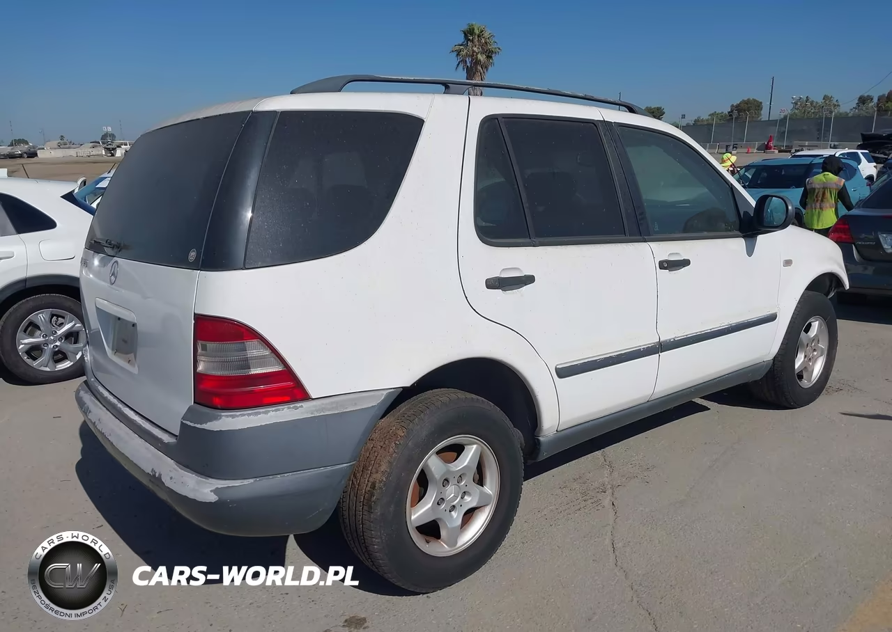 1999 Mercedes-Benz Ml 320 VIN:4JGAB54E5XA143785 - 4