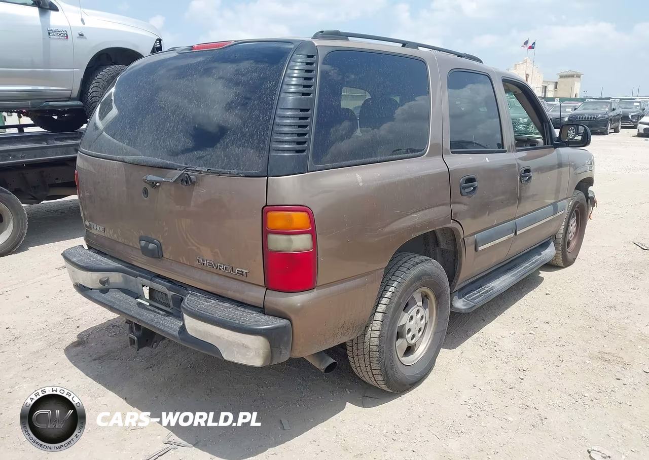 2003 Chevrolet Tahoe Ls VIN:1GNEC13VX3R203088 - 4