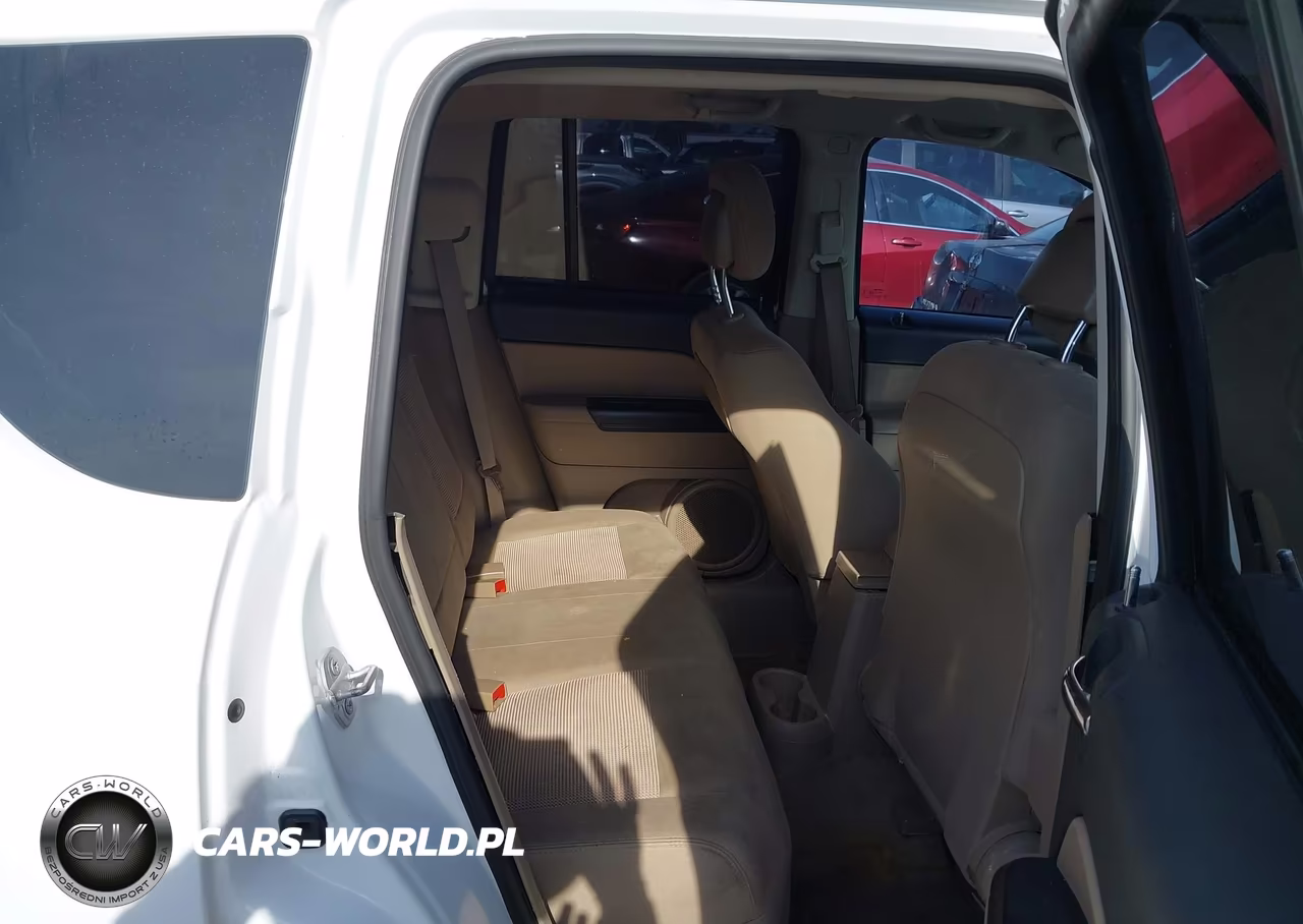 2015 Jeep Compass Sport VIN:1C4NJCBA2FD273243 - 8