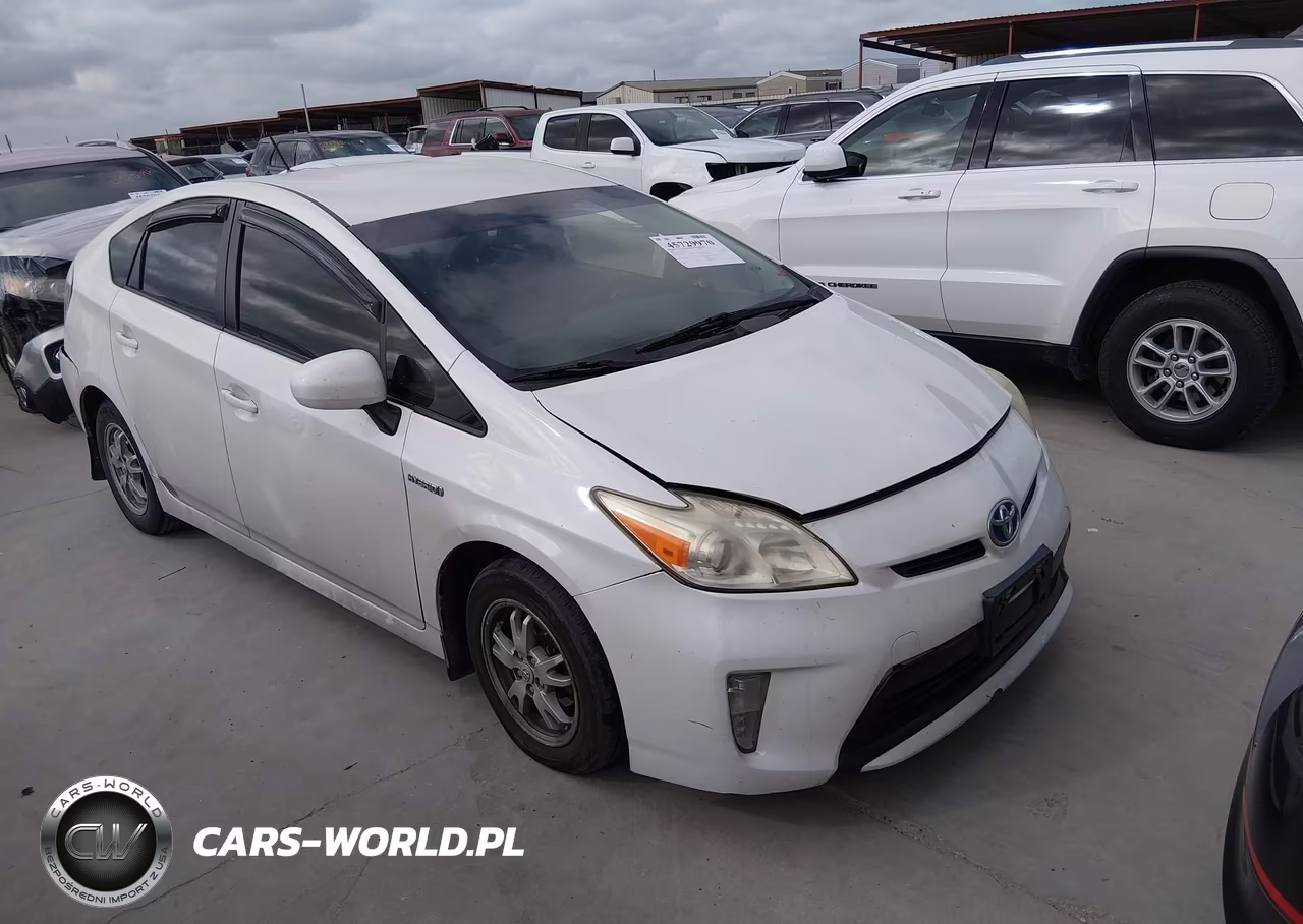 2013 Toyota Prius Two – zdjęcie 1 z 16
